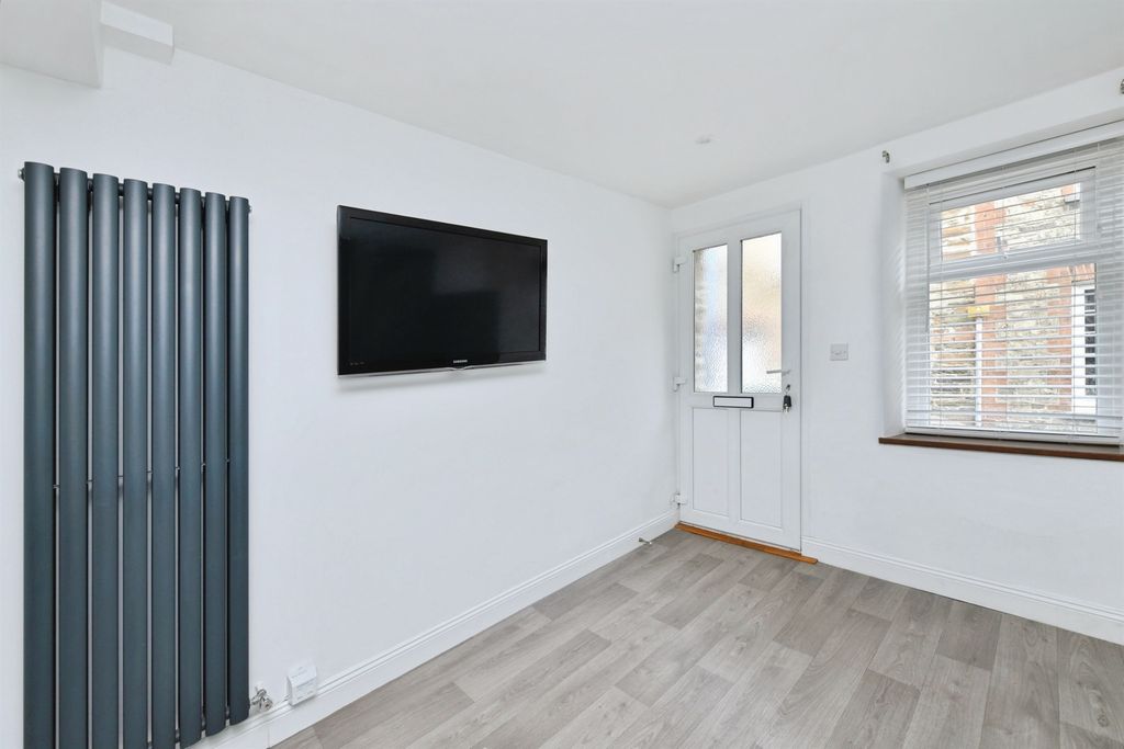 Property photo 2 of 17 Open Plan Living Space