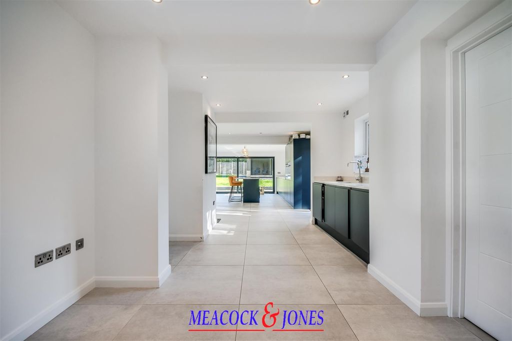 Additional image 13 of 5 bed detached house for saleSilver Birches, Hutton, Brentwood CM13