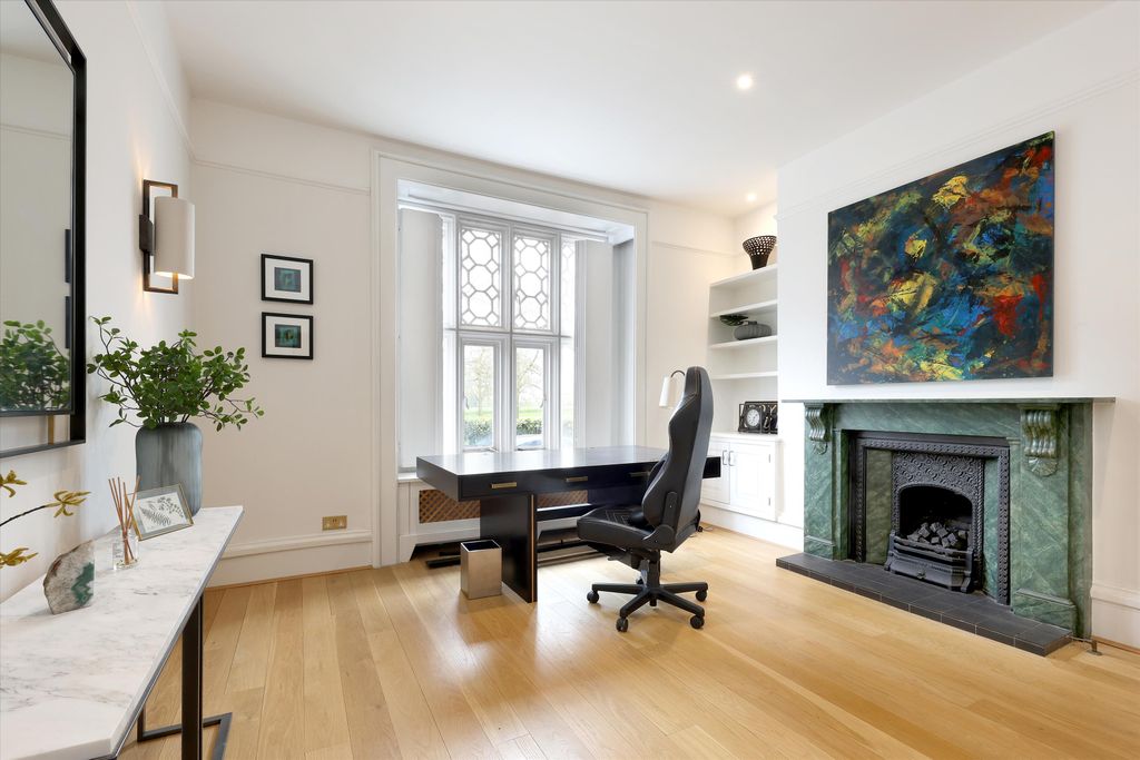 Property photo 2 of 19 Image