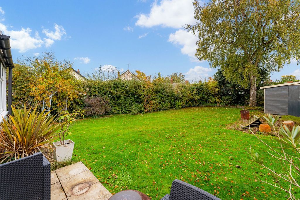 Property photo 3 of 25