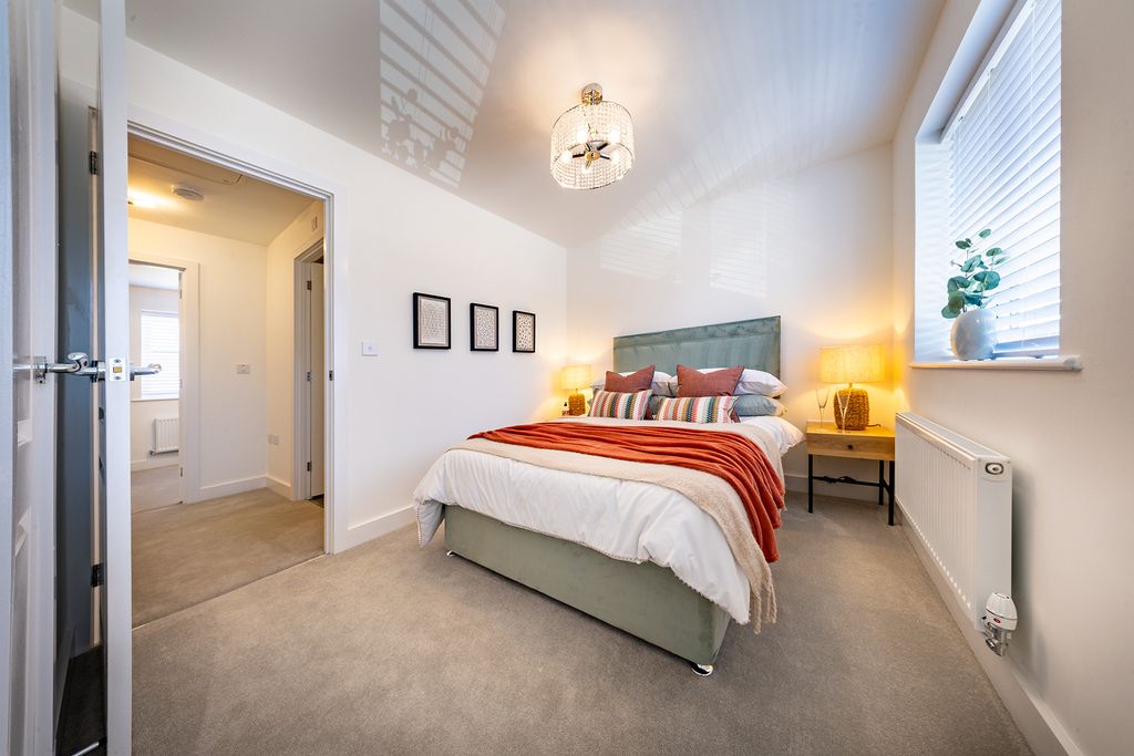 Property photo 2 of 7 2 Bed Showhome