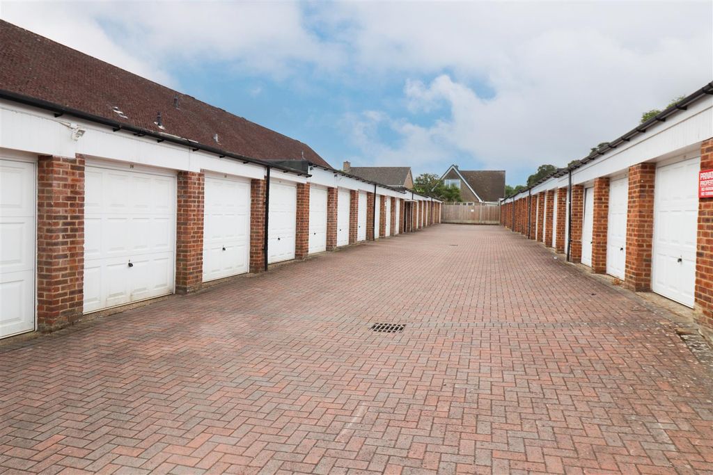 Additional image 14 of 3 bed maisonette for saleCranbrook Court, Fleet GU51
