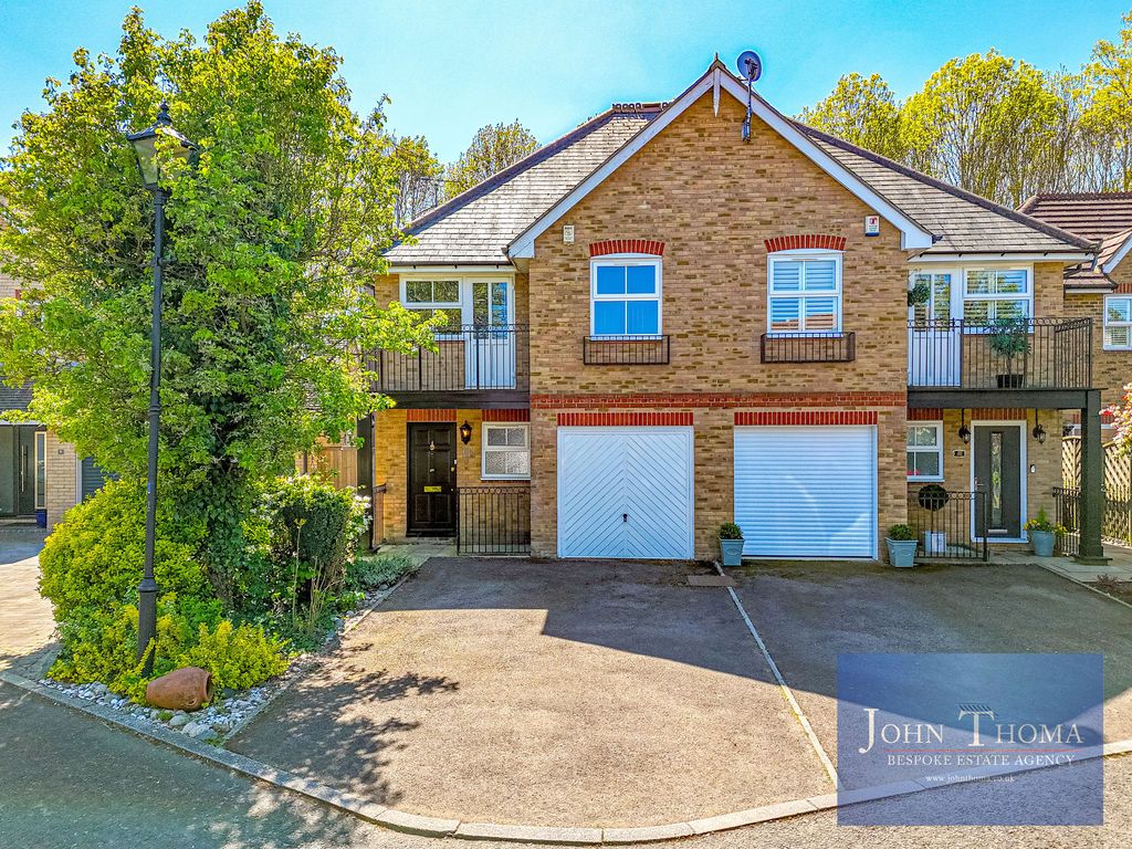 Property photo 1 of 18 Photo 1