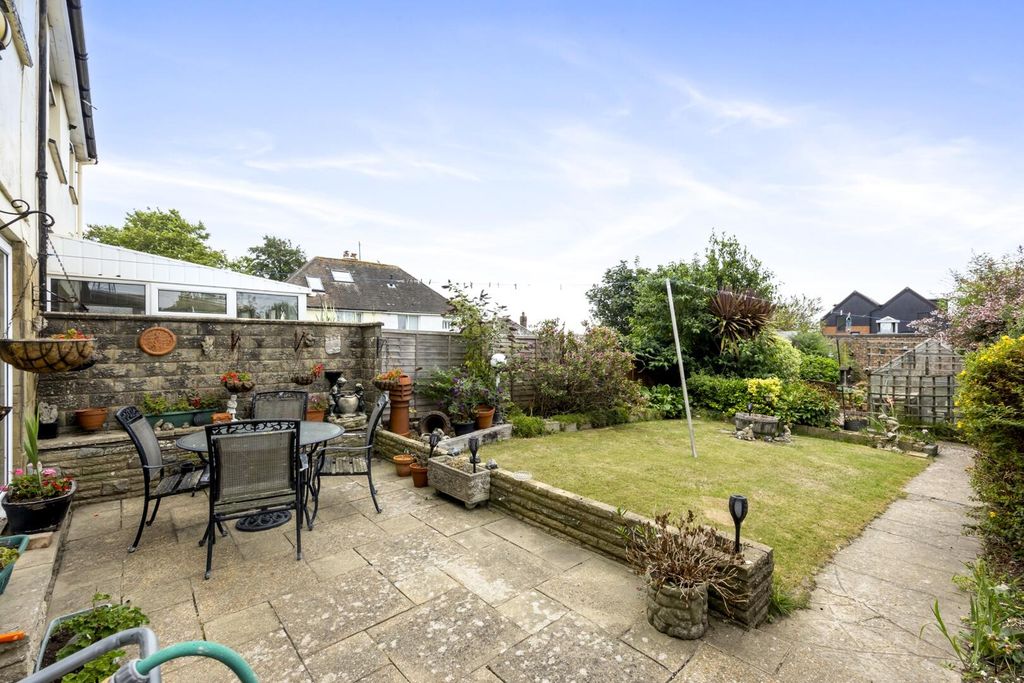Property photo 2 of 20 Rear Garden