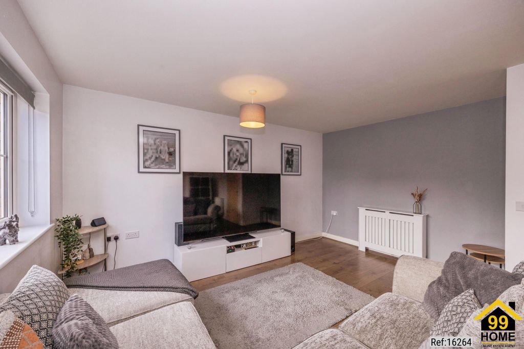 Property photo 2 of 20 Photo 1