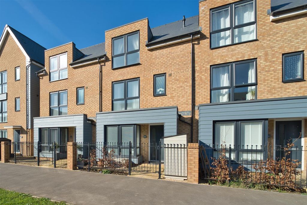 Property photo 1 of 27 Front