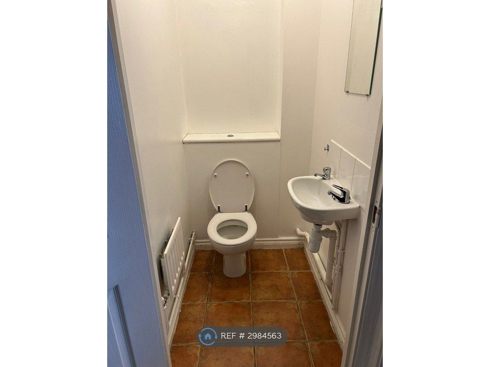 Property photo 3 of 20