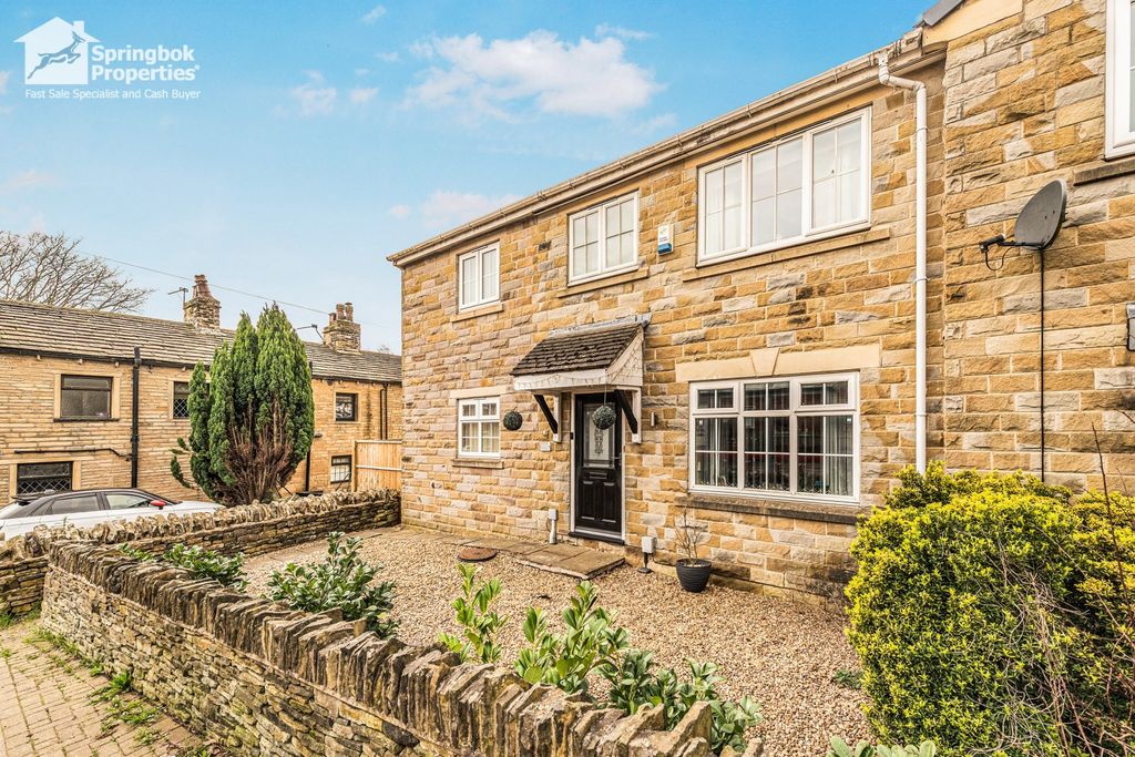 Property photo 1 of 17 Front View