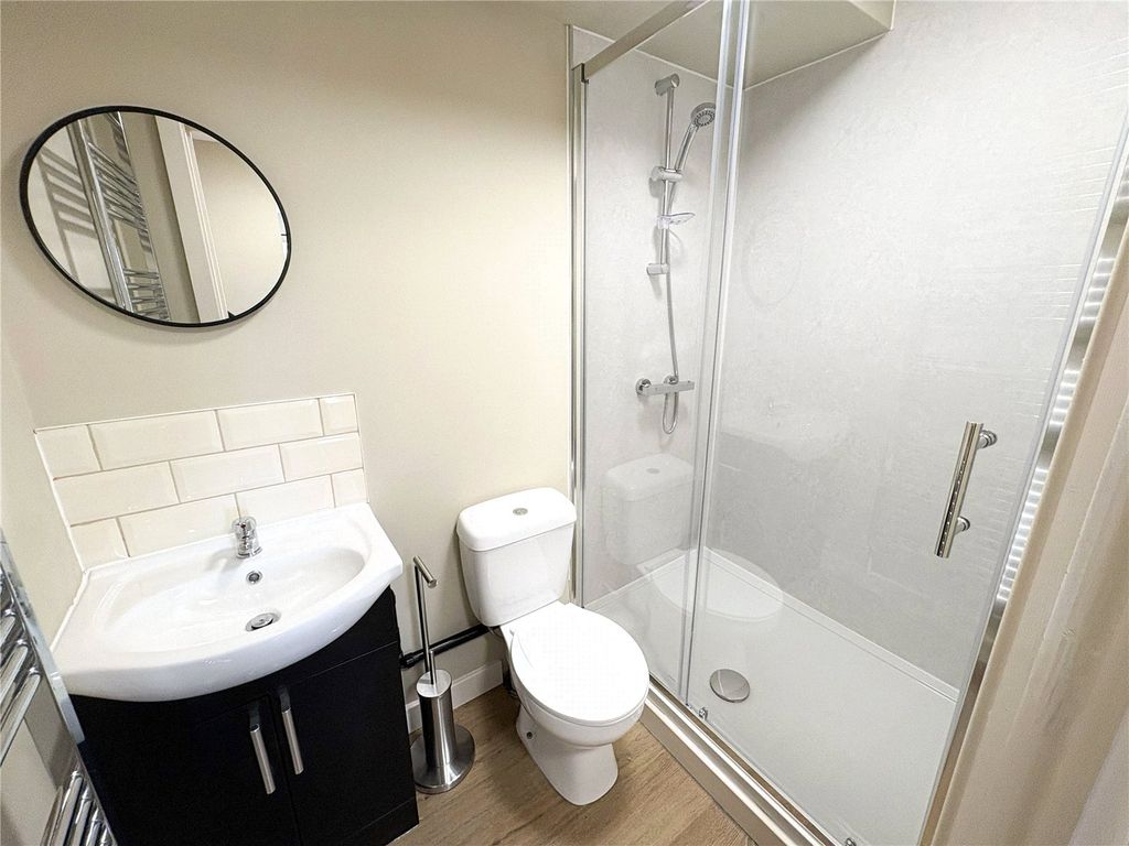 Property photo 2 of 28 Picture No. 37
