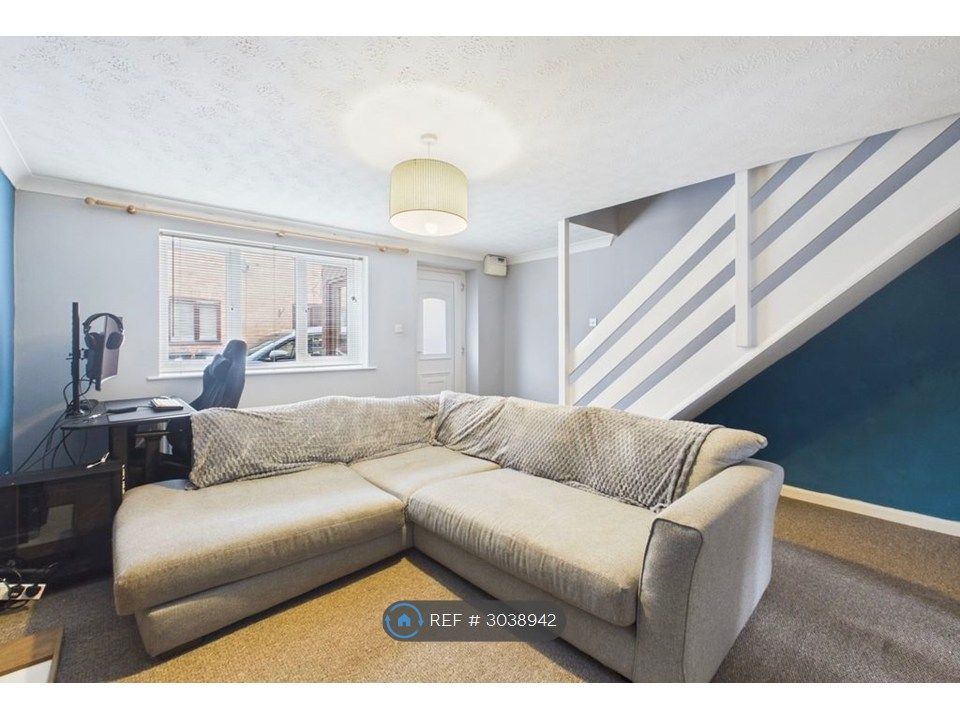 Property photo 3 of 9