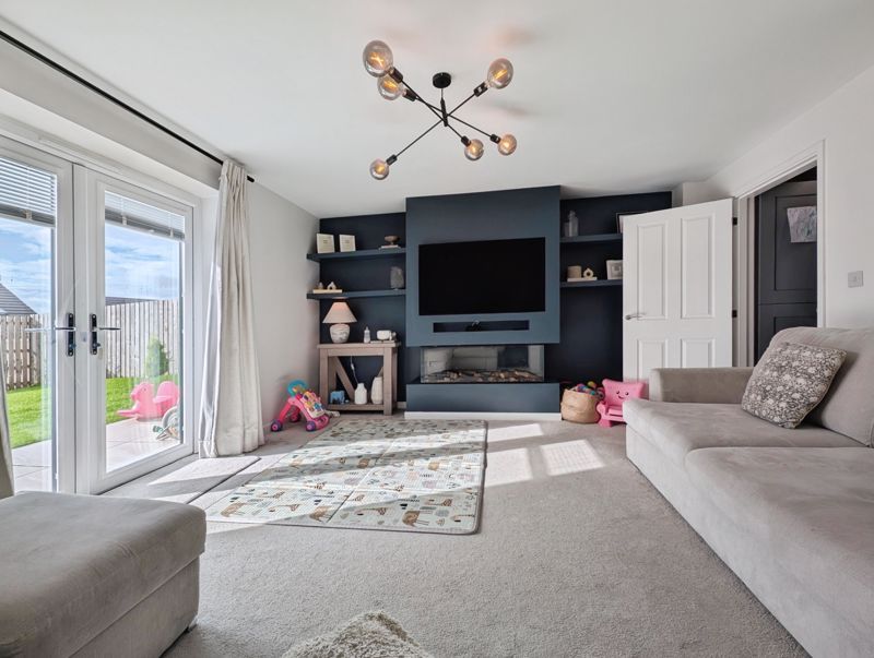 Property photo 2 of 11 Photo 9