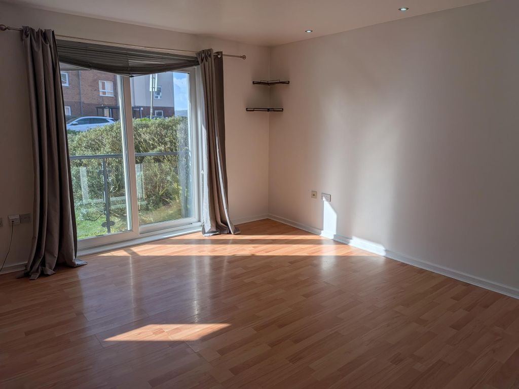 Property photo 3 of 7 Dining Room