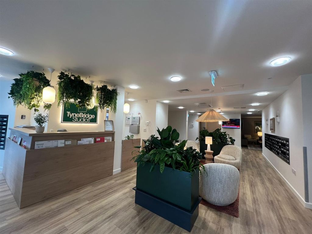 Property photo 2 of 9 Tyne Bridge Reception.Jpg