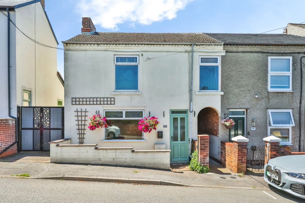 Property photo 2 of 30