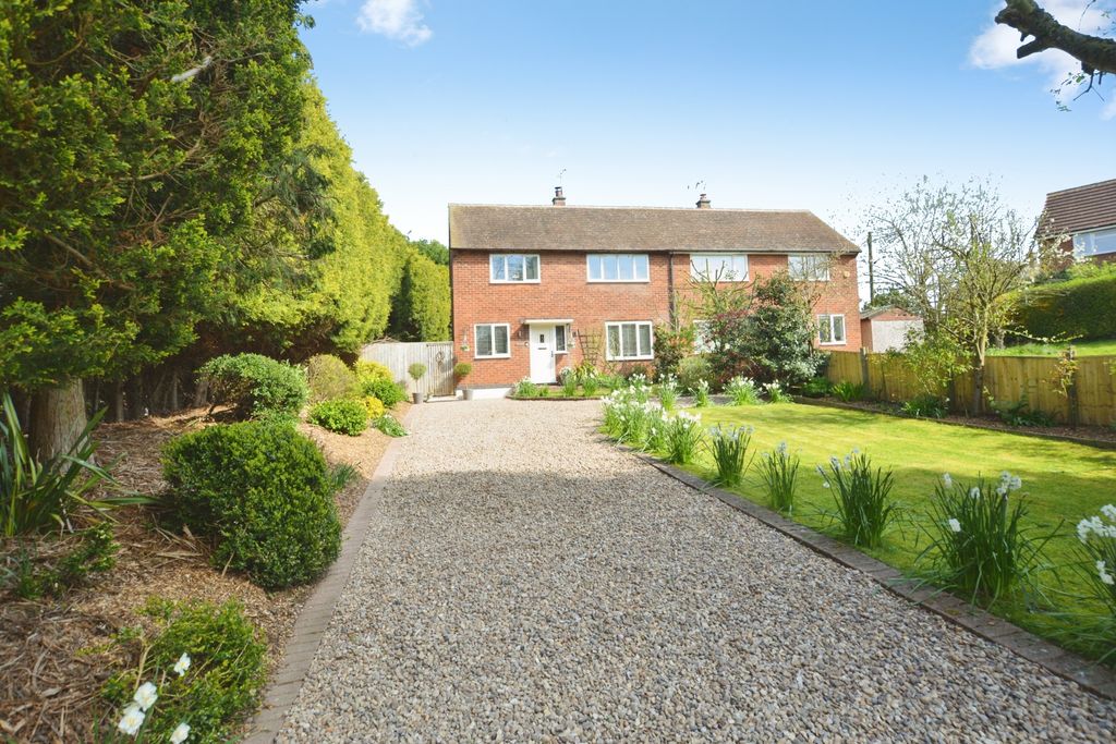 Property photo 1 of 17 Front