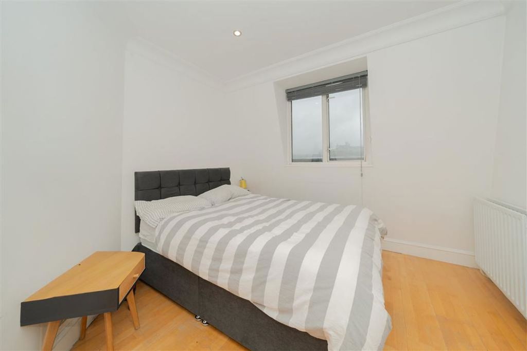 Property photo 3 of 4