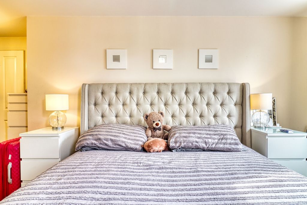 Property photo 3 of 12 Bedroom 1