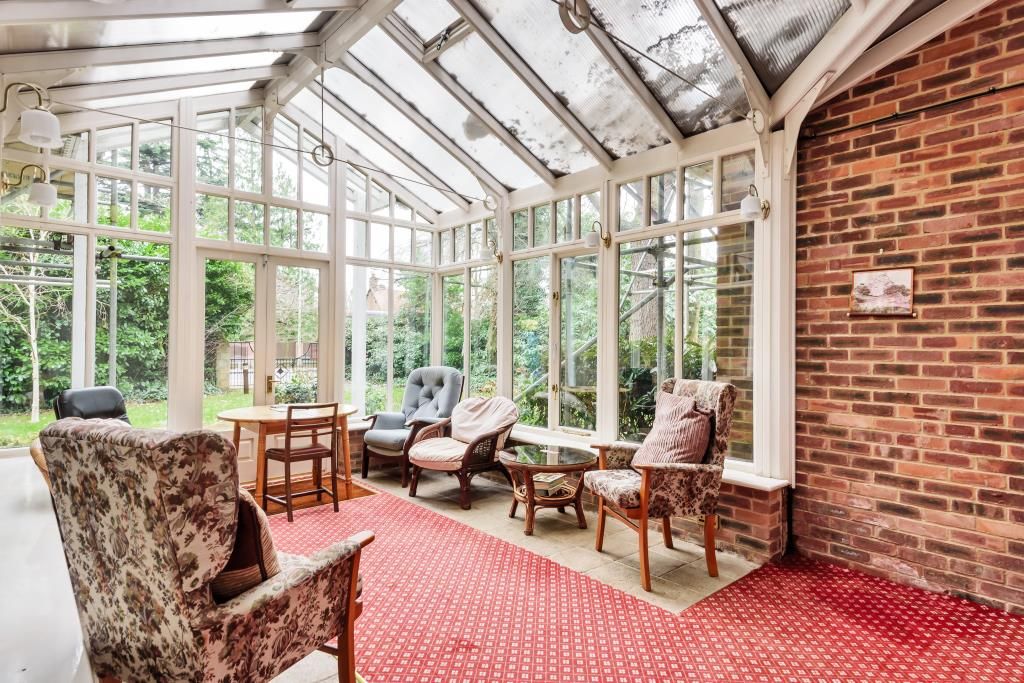 Property photo 3 of 11 Conservatory
