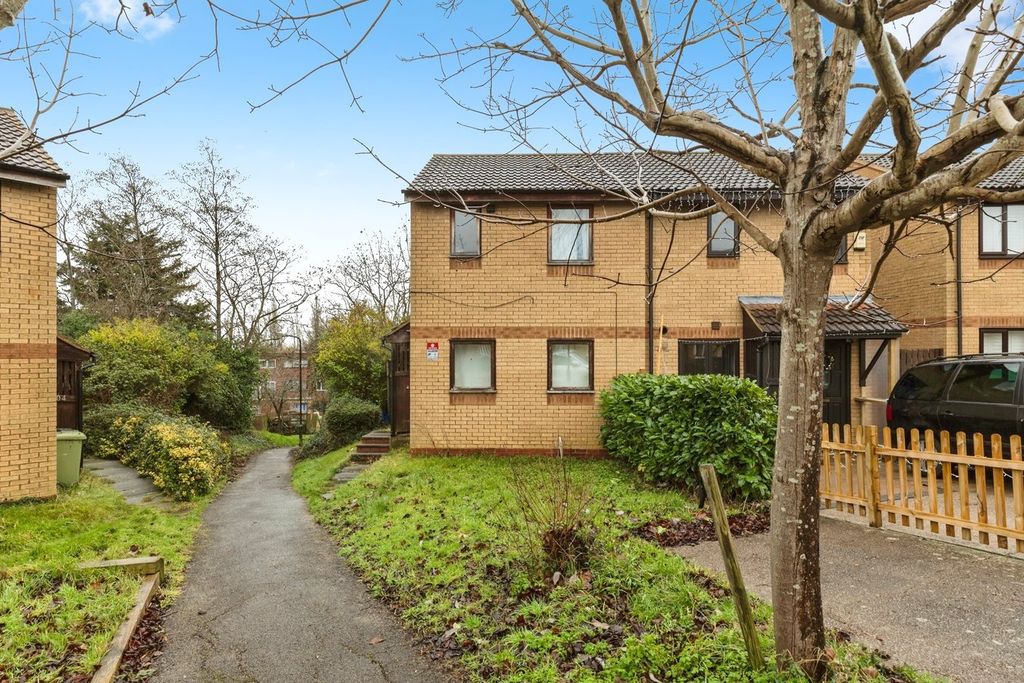 Property photo 3 of 13