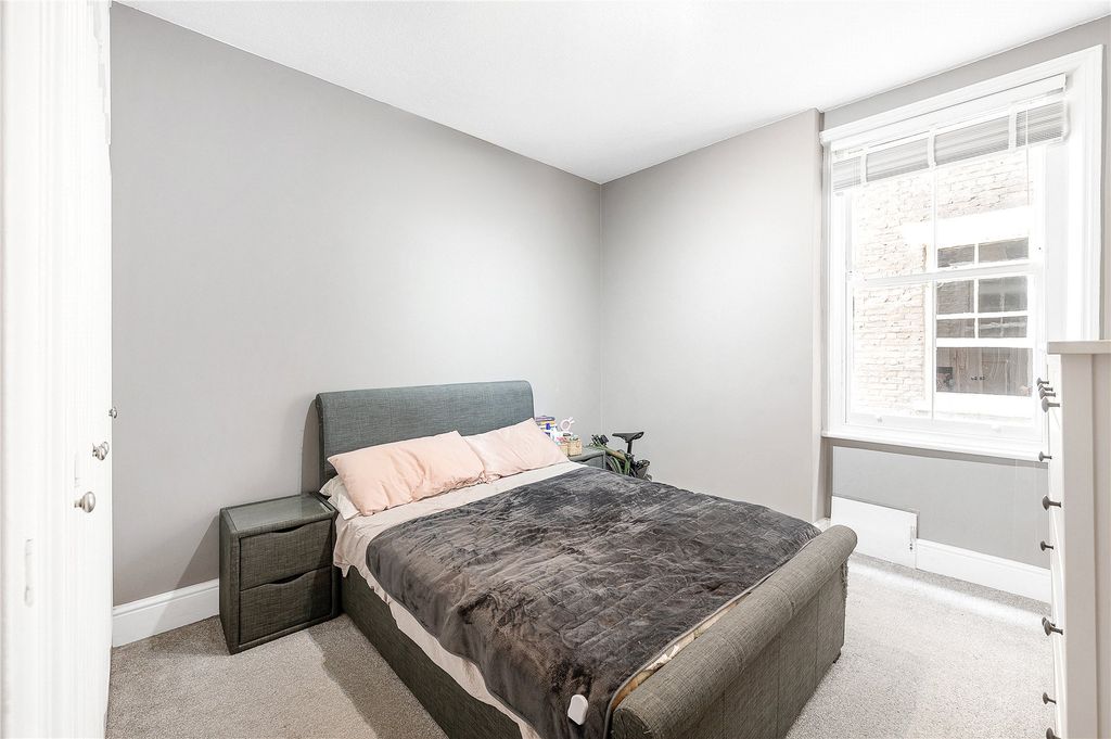 Property photo 3 of 11 Picture No. 51