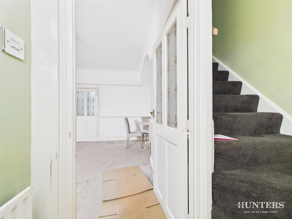 Property photo 2 of 16 Cam05287G0-Pr0143-Still001.Jpg