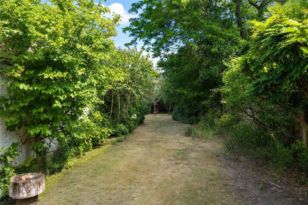 Property photo 2 of 17 Picture No. 05