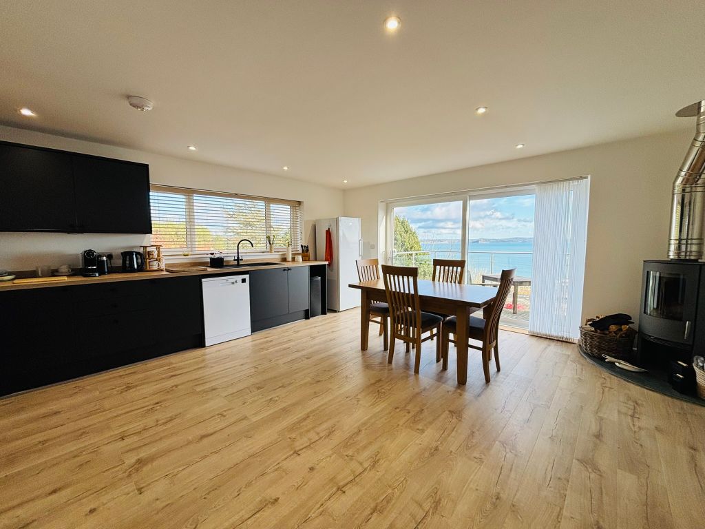 Property photo 3 of 21 Img_7985