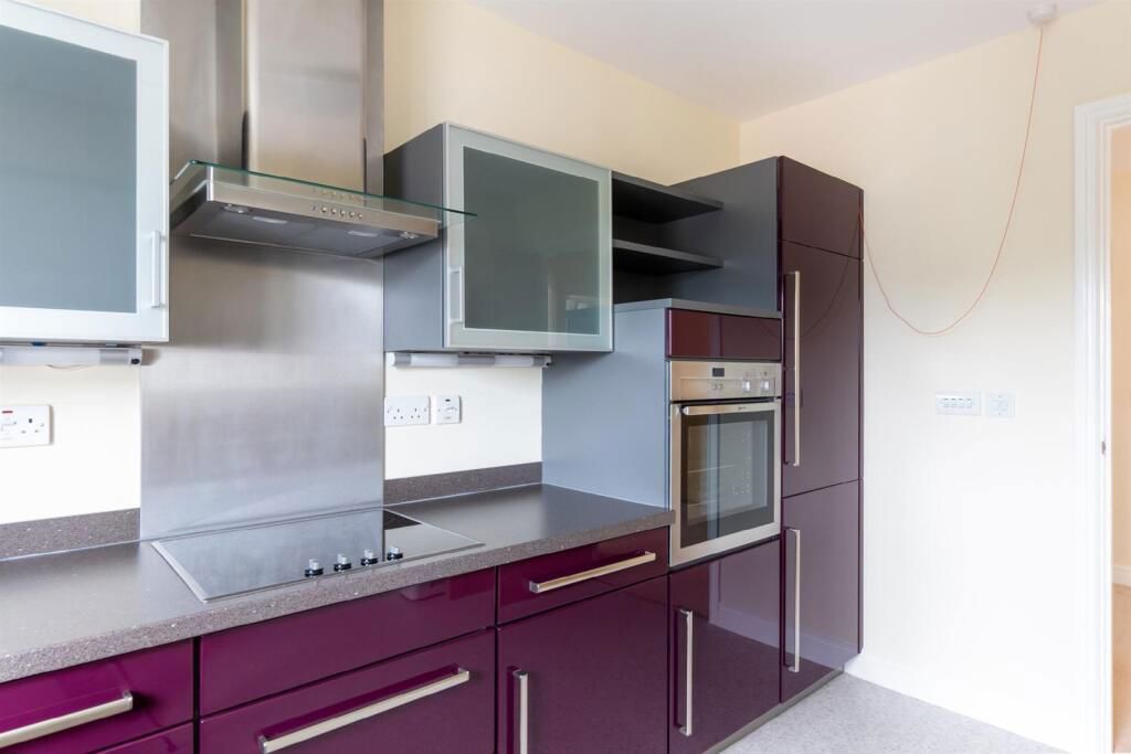 Property photo 3 of 17