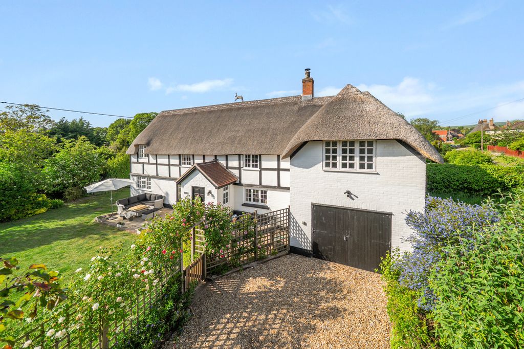 Property photo 1 of 13