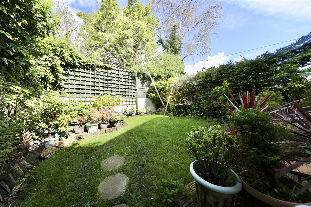 Property photo 2 of 12 0A9A9970.Jpg