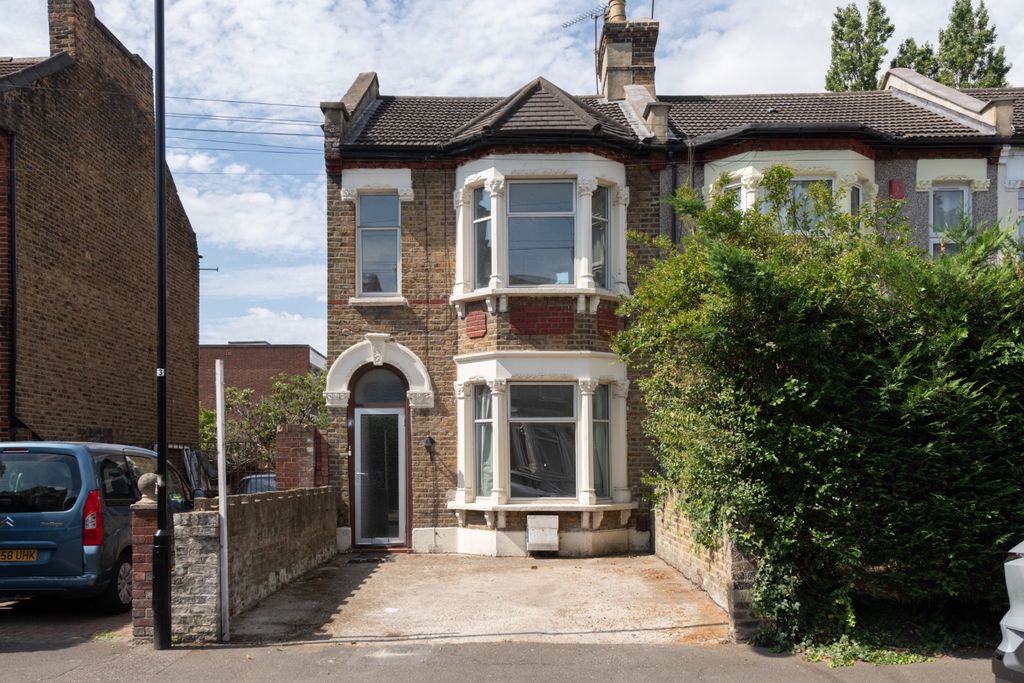Property photo 1 of 25 5320590