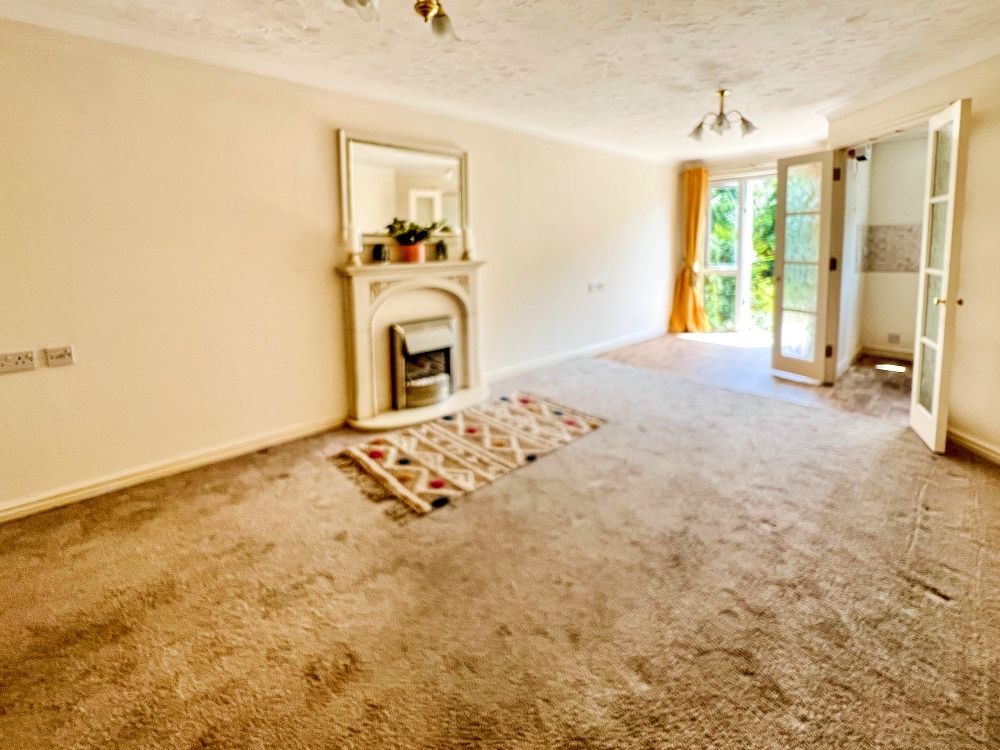 Property photo 3 of 13