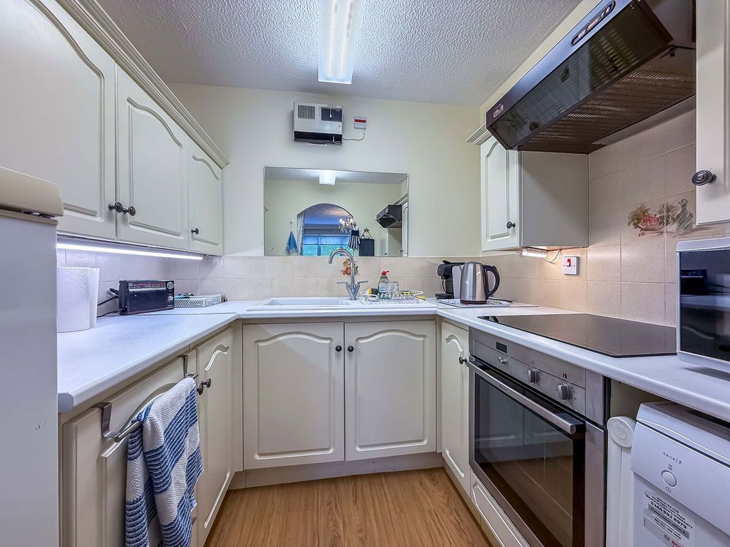 Property photo 3 of 16
