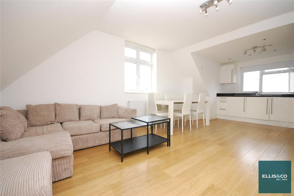 Property photo 1 of 8 Picture No. 57