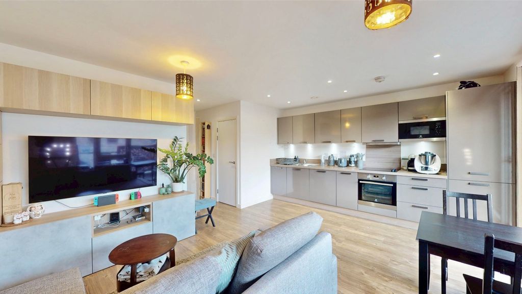 Property photo 2 of 20 Picture No. 31