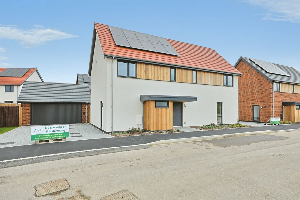 Property photo 1 of 18