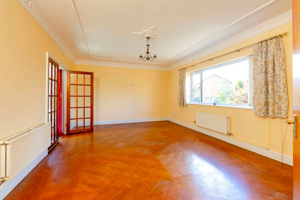 Property photo 2 of 63