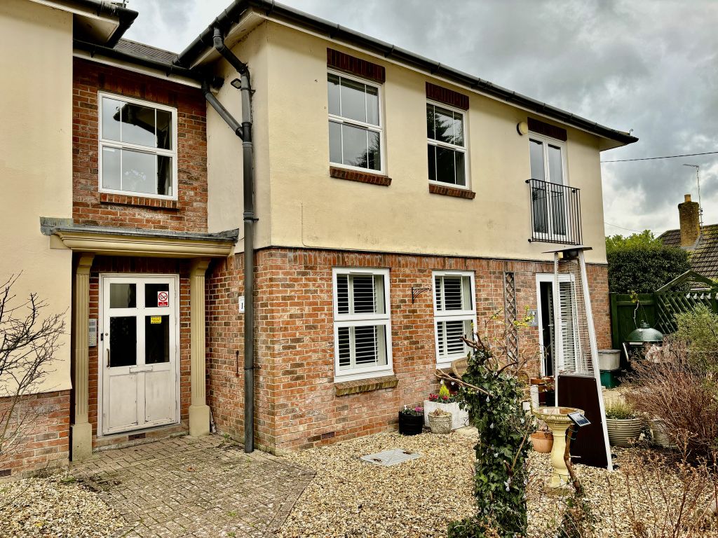 Property photo 1 of 6