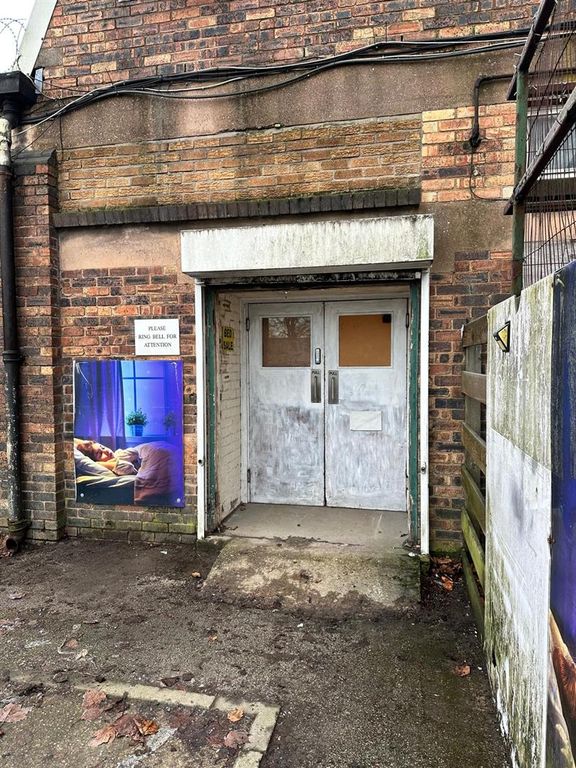 Property photo 2 of 3