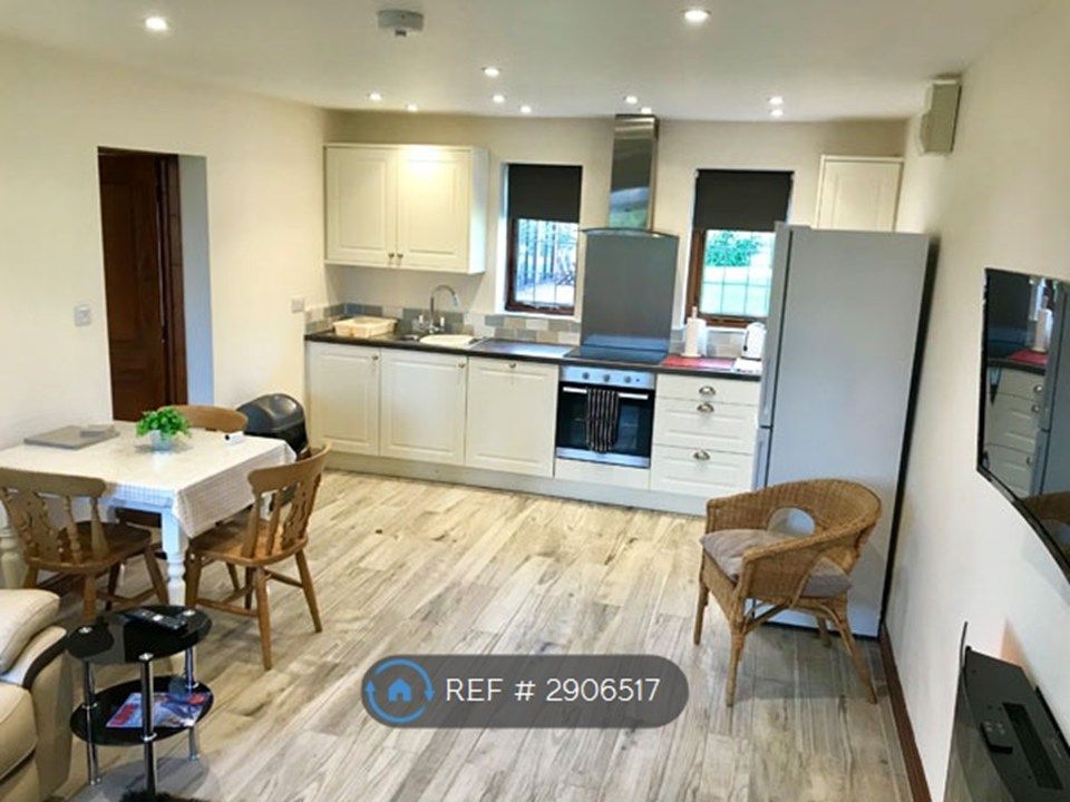 Property photo 1 of 4 Fully Fitted Kitchen And Dinning Area