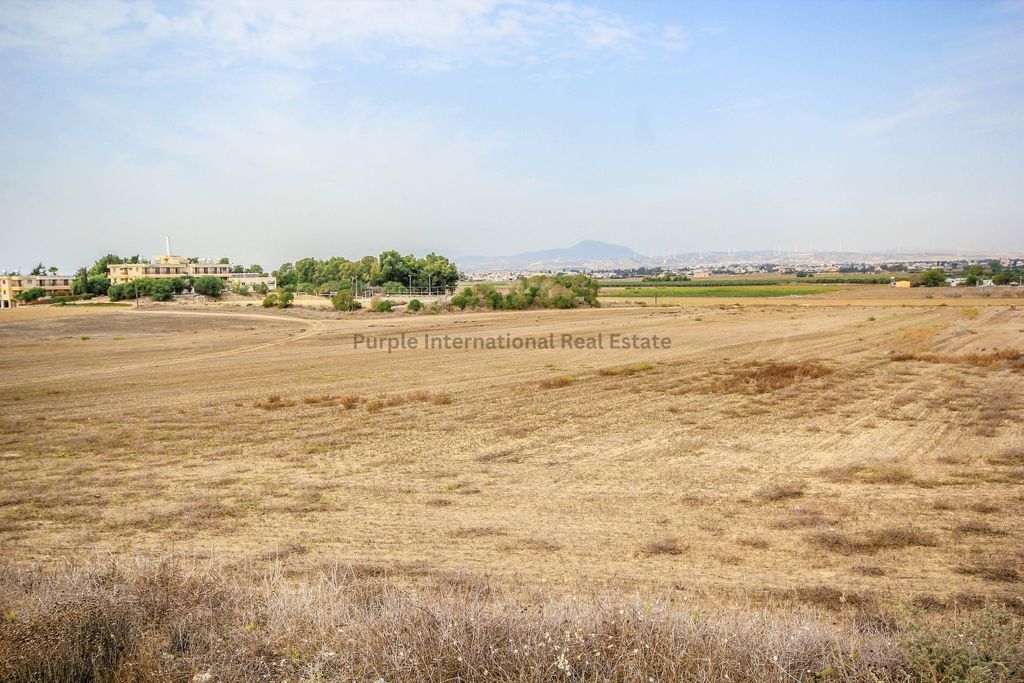 Property photo 3 of 5