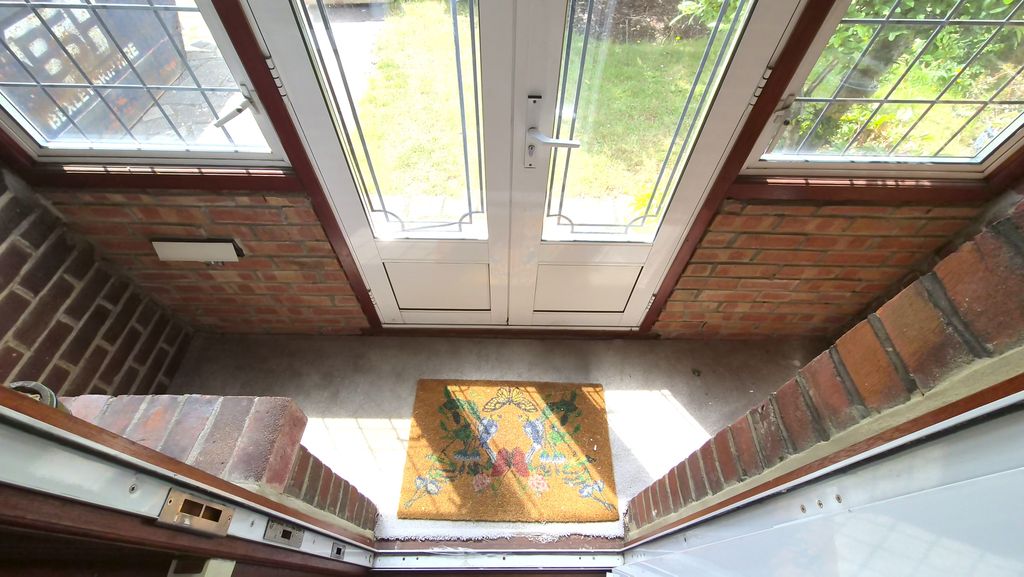Property photo 2 of 24