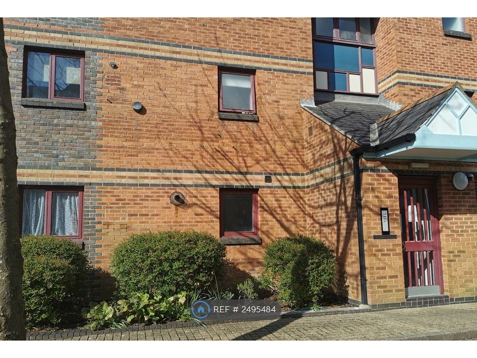 Property photo 1 of 2 Outside