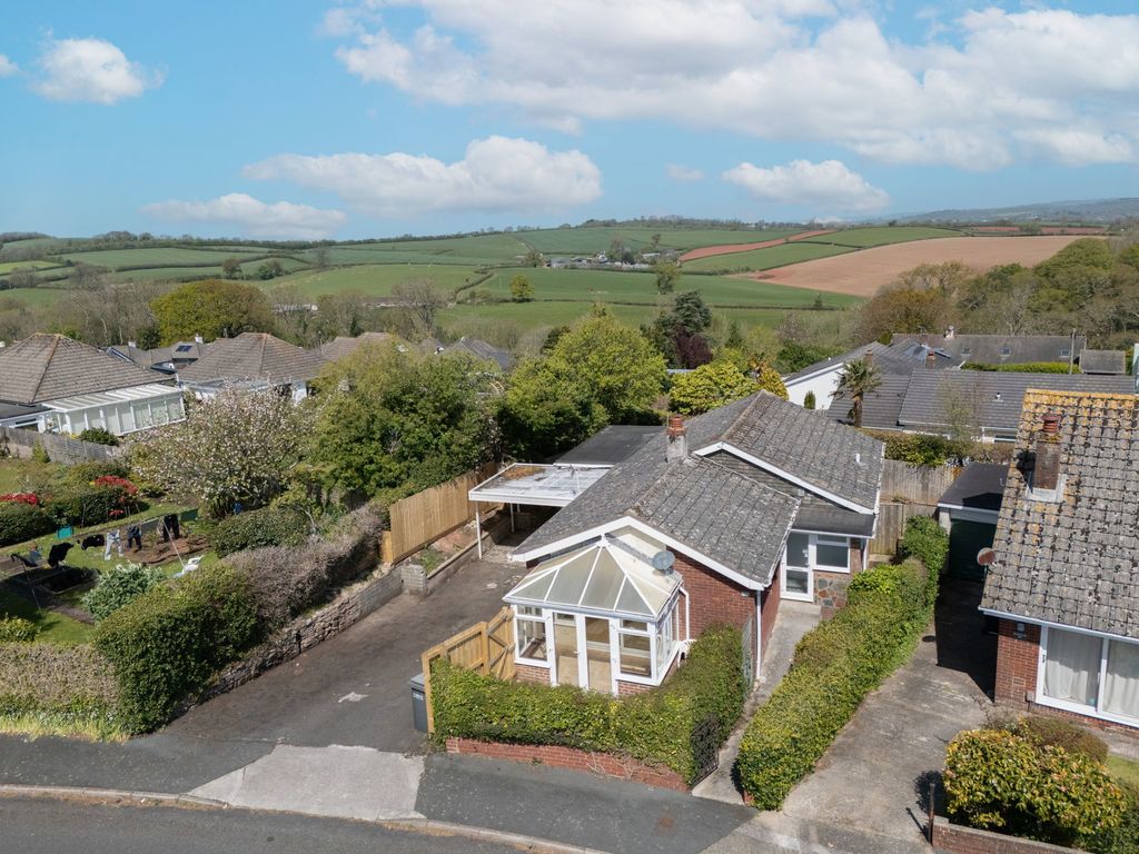 Property photo 2 of 14