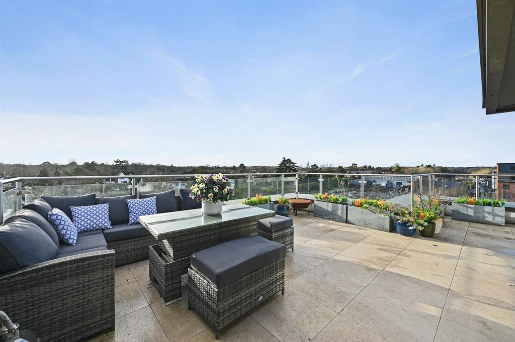 Property photo 2 of 13 Terrace.Jpg