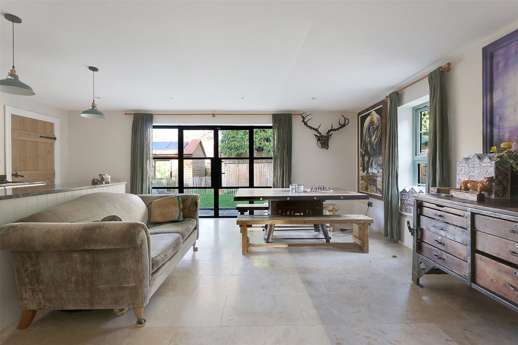 Property photo 3 of 24 Dining Area