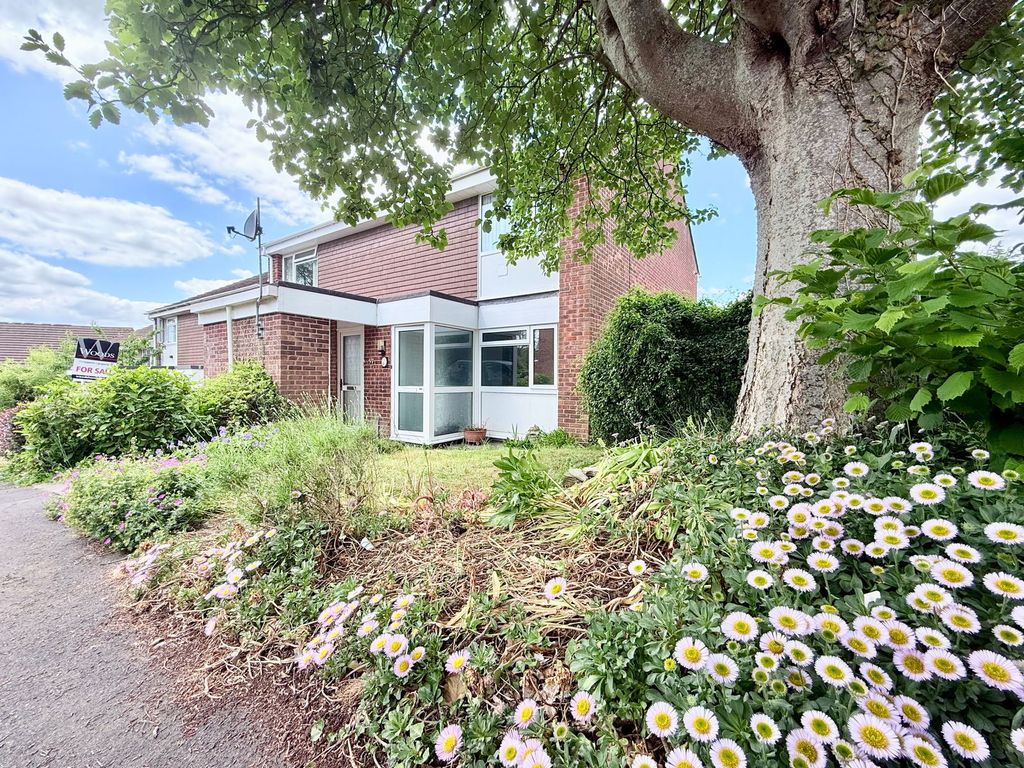 Property photo 3 of 13