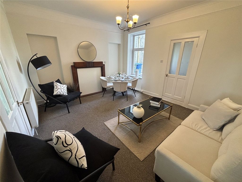 Property photo 3 of 17 Picture No. 14