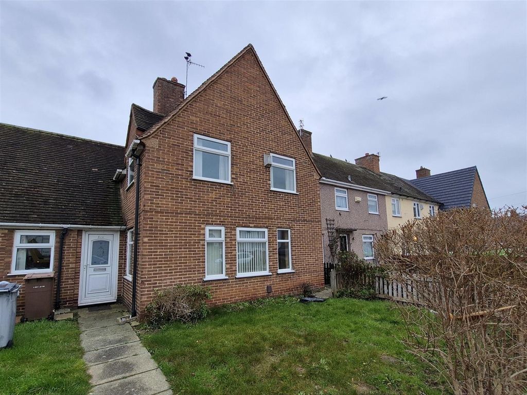 Property photo 1 of 18 000 Exterior A.Jpg