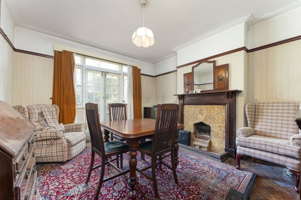 Property photo 3 of 17 Picture No. 05